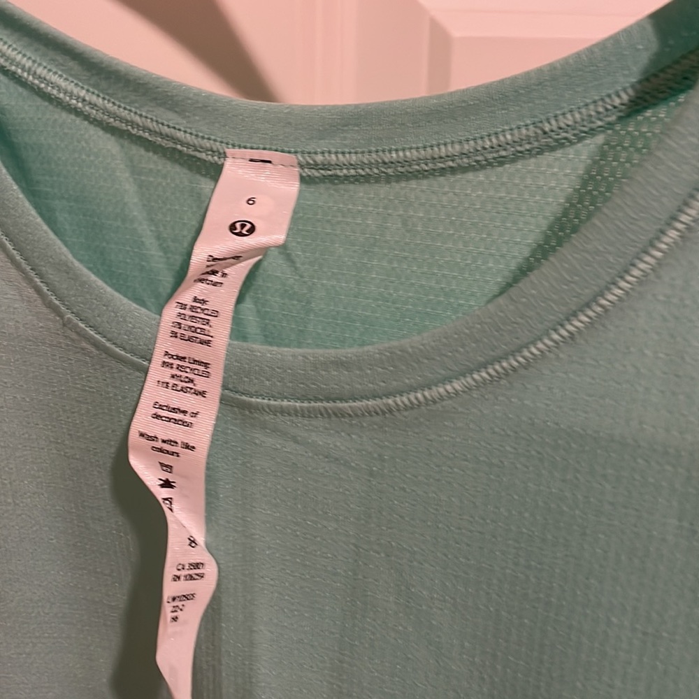 Cap sleeve hiking tank - Picture 3 of 3